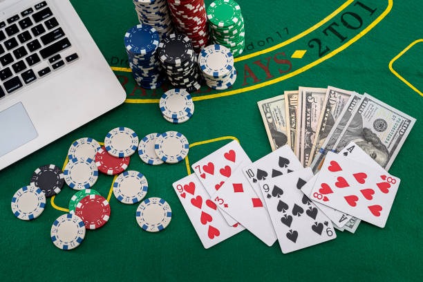 Roulette wheel with betting grid and live dealer